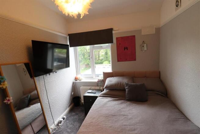 4 bed Terraced for sale Image 12