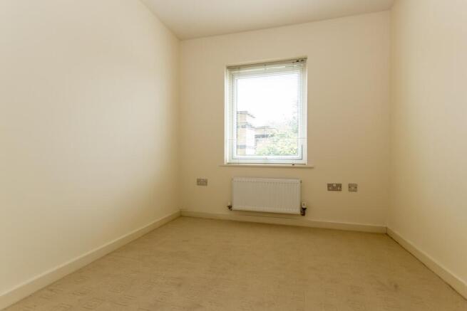 2 bed Apartment to rent Image 7