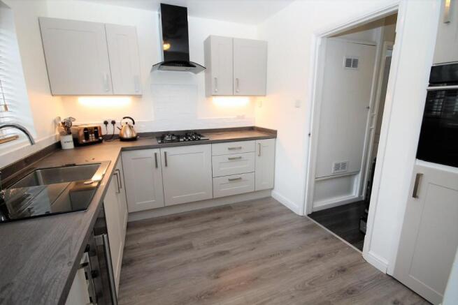 kitchen2.JPG