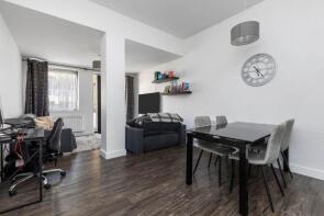 Flat 4, 1 Skyline Apartments, The Causeway, Castle, Worthing BN12 6FA