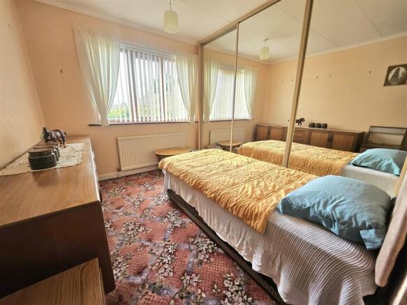 3 bed Detached Bungalow for sale Image 5