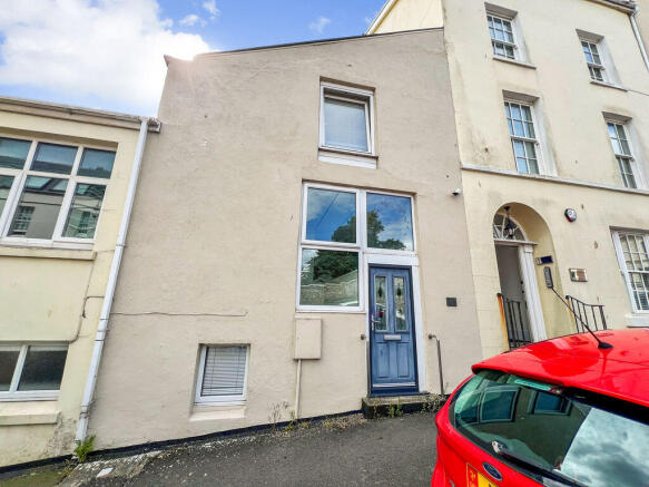 13b St Georges Street, Douglas