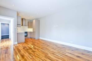 2b, Gladstone Road, Kingston Upon Thames KT1 3HD
