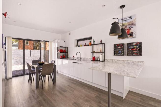 For Sale by Aspire Residential | Northcourt Road