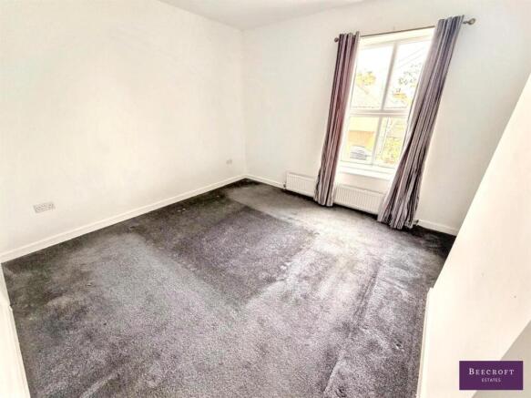 2 bed Terraced for sale Image 7