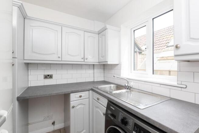 12 Trimnells, Colerne, Wiltshire SN14 8EP-12 (1).j