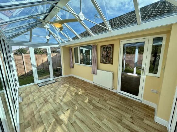 Conservatory (1/3)