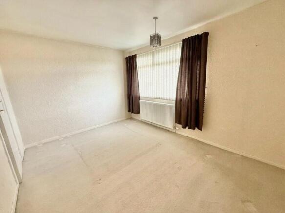 3 bed Terraced for sale Image 4