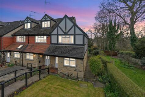 Red Roof Mews, Wetherby Road, Roundhay, Leeds