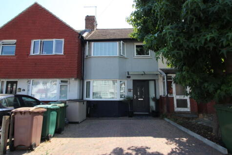 Buckland Way, Worcester Park KT4