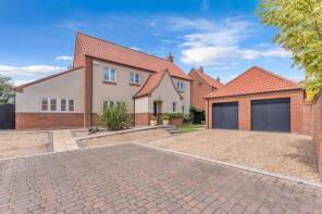 23, Golf Course Lane, Grimsby DN37 0JN