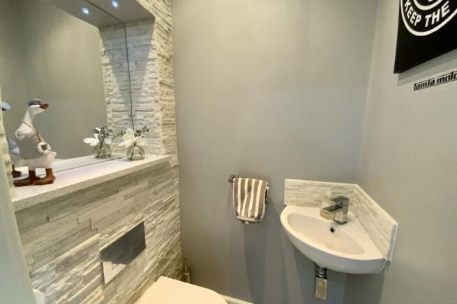 downstairs wc