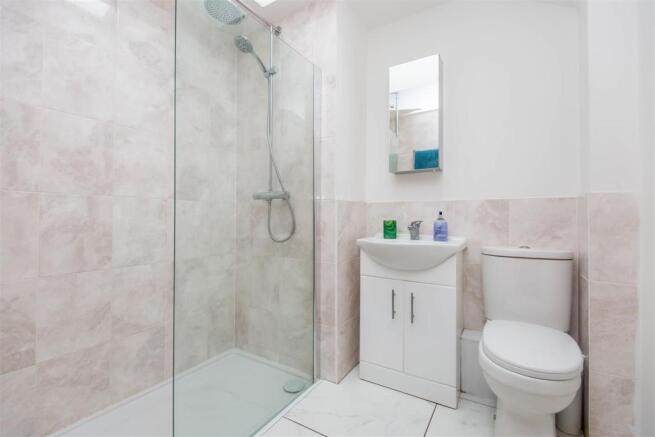 Shower Room.jpg