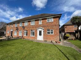 37, Furzedown, Littlehampton BN17 5NJ