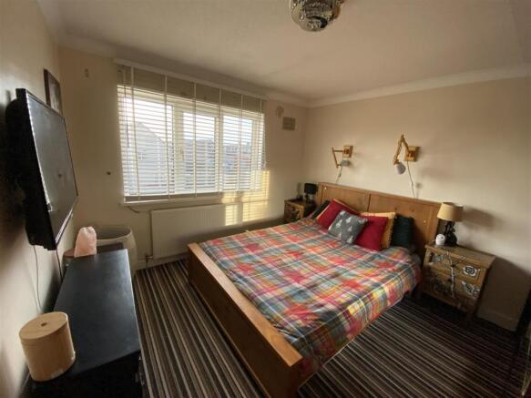 Bedroom no.1 front double:
