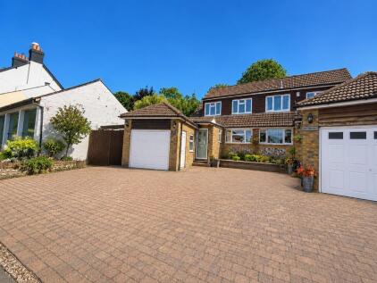 Main Road, Knockholt, Sevenoaks, Kent, TN14 7LD