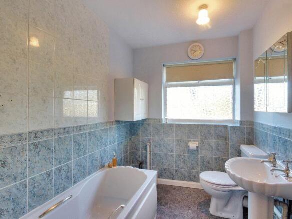 Annexe - Bathroom