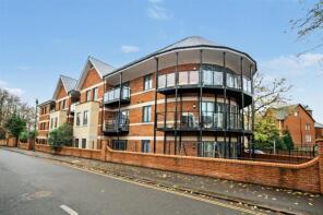 Flat 16, Haymarket Rise, Linden Road, Bedford MK40 2FS