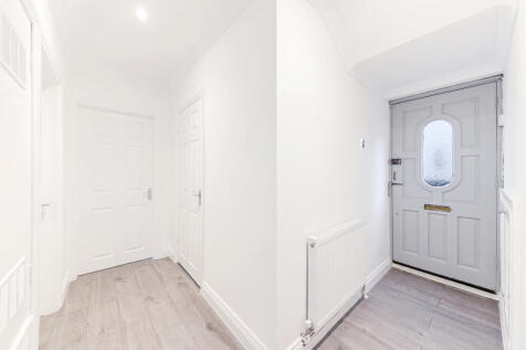 Florence Avenue, Morden, SM4