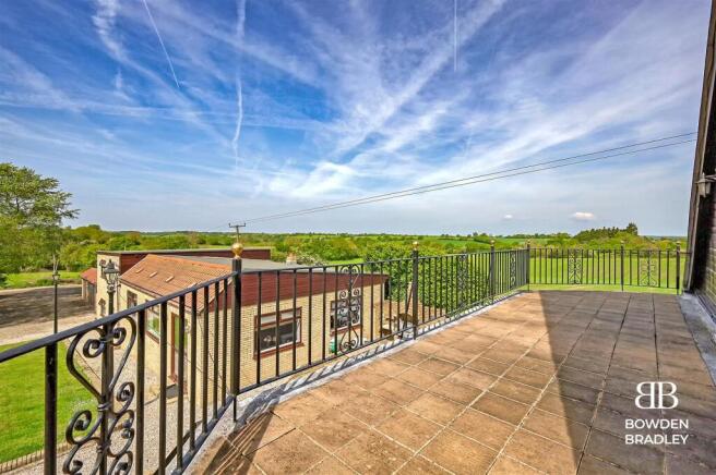 Master Bedroom Balcony