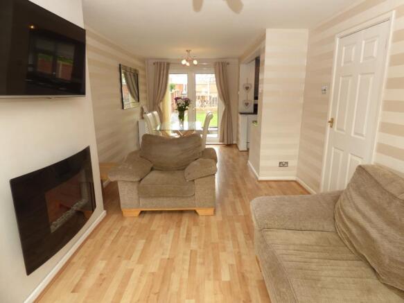 Lounge/Dining Room