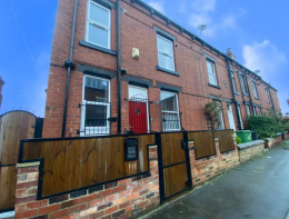8, Edinburgh Place, Armley, Leeds LS12 3RQ