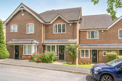 Hillside Gardens, Amersham, Buckinghamshire, HP7