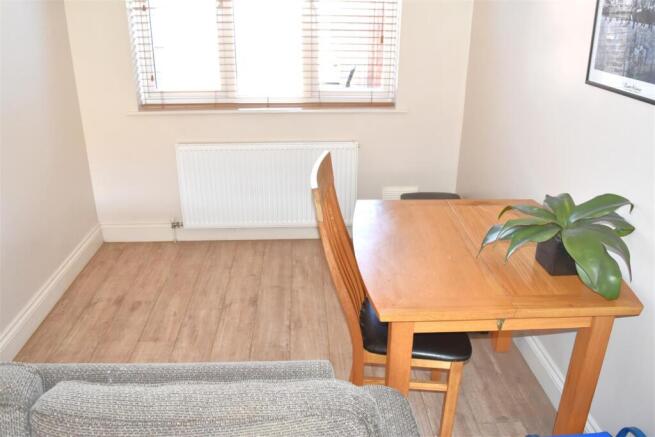 3 bed Terraced for sale Image 5