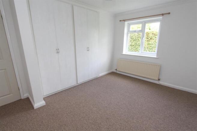 Bedroom 1.jpg