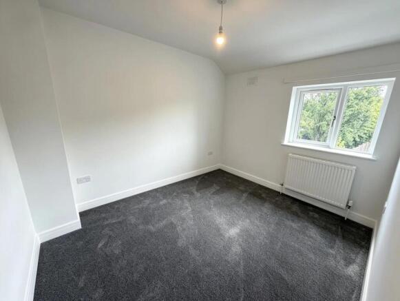 2 bed Semi-Detached to rent Image 7