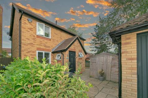 Morebath Grove, Furzton, MK4