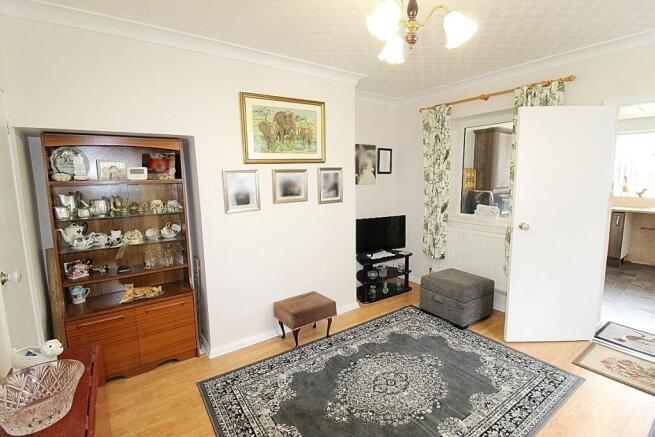 3 bed Semi-Detached for sale Image 8