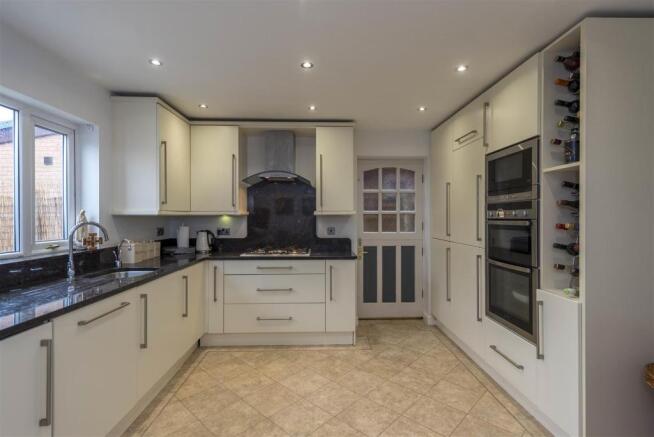 30_Alton_Close-62-2_tv6bpv.jpg