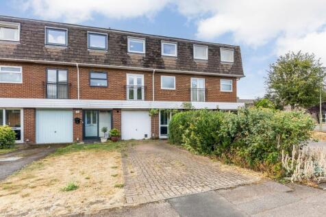 St. Amand Drive, Abingdon, OX14