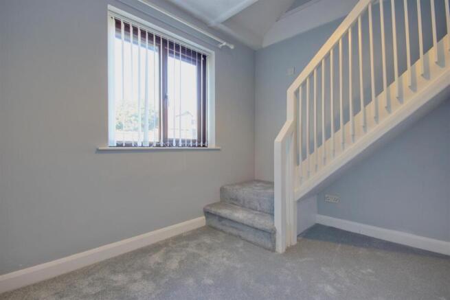 3 bed House to rent Image 11