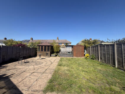 Frobisher Avenue, Wallisdown, Poole, BH12