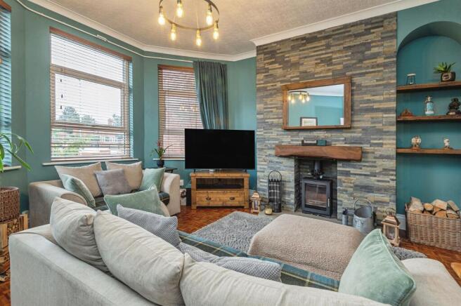 2 bed Apartment for sale Image 7