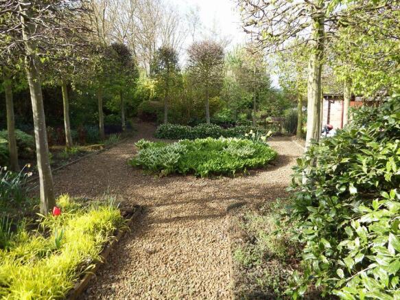 GARDEN