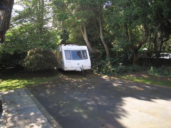 Caravan H/Standing