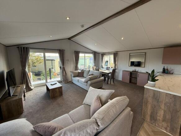 Meadows Retreat Lodge Park photo 5