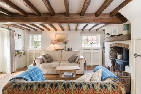 Seale Lodge Cottages, Elstead Road, Seale, Farnham