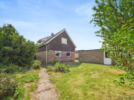 18, St Marys Road, Long Stratton NR15 2TT