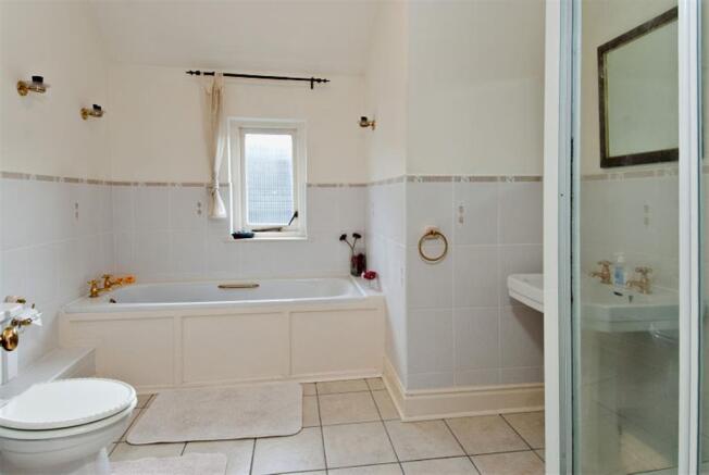 Photo 12