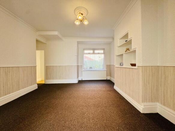 3 bed Semi-Detached for sale Image 8