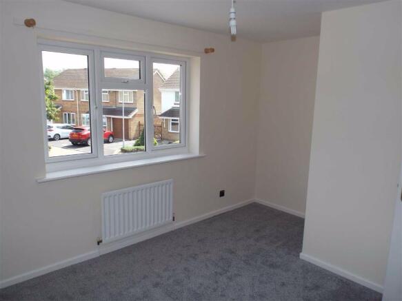 BEDROOM 1: