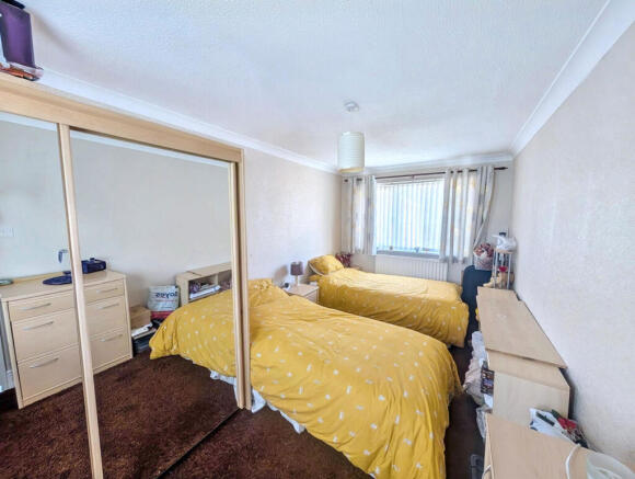 3 bed Semi-Detached for sale Image 7