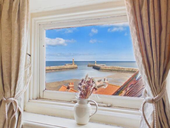 2 bed Cottage for sale Image 11