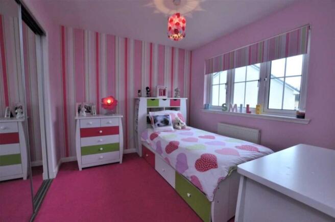 17 Bedroom 3.JPG