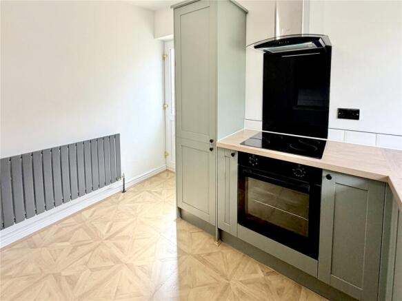 3 bed Bungalow for sale Image 12