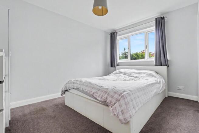 4 bed Detached for sale Image 11